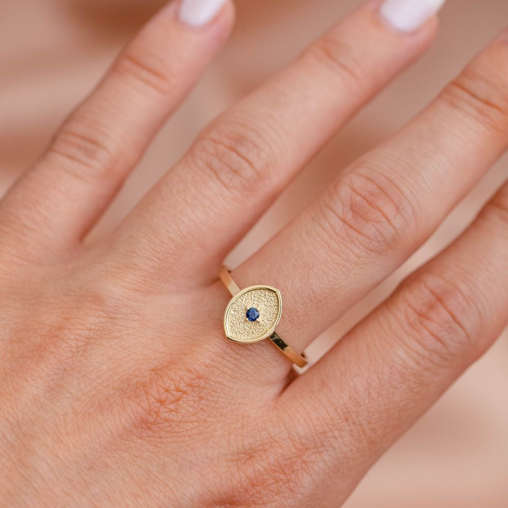 14K Gold Textured Sapphire Ring