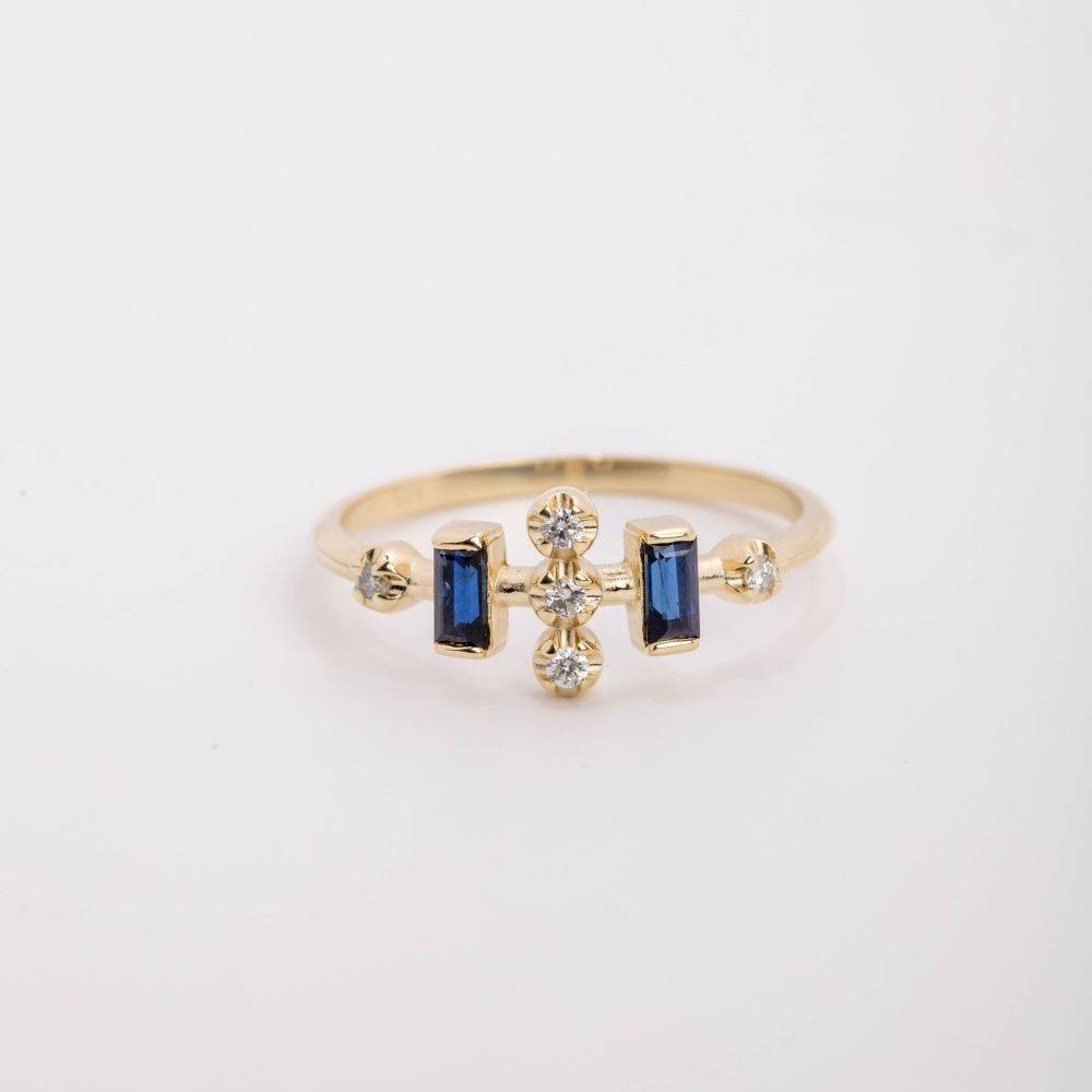 14K Gold Ring Blue Sapphires Diamond