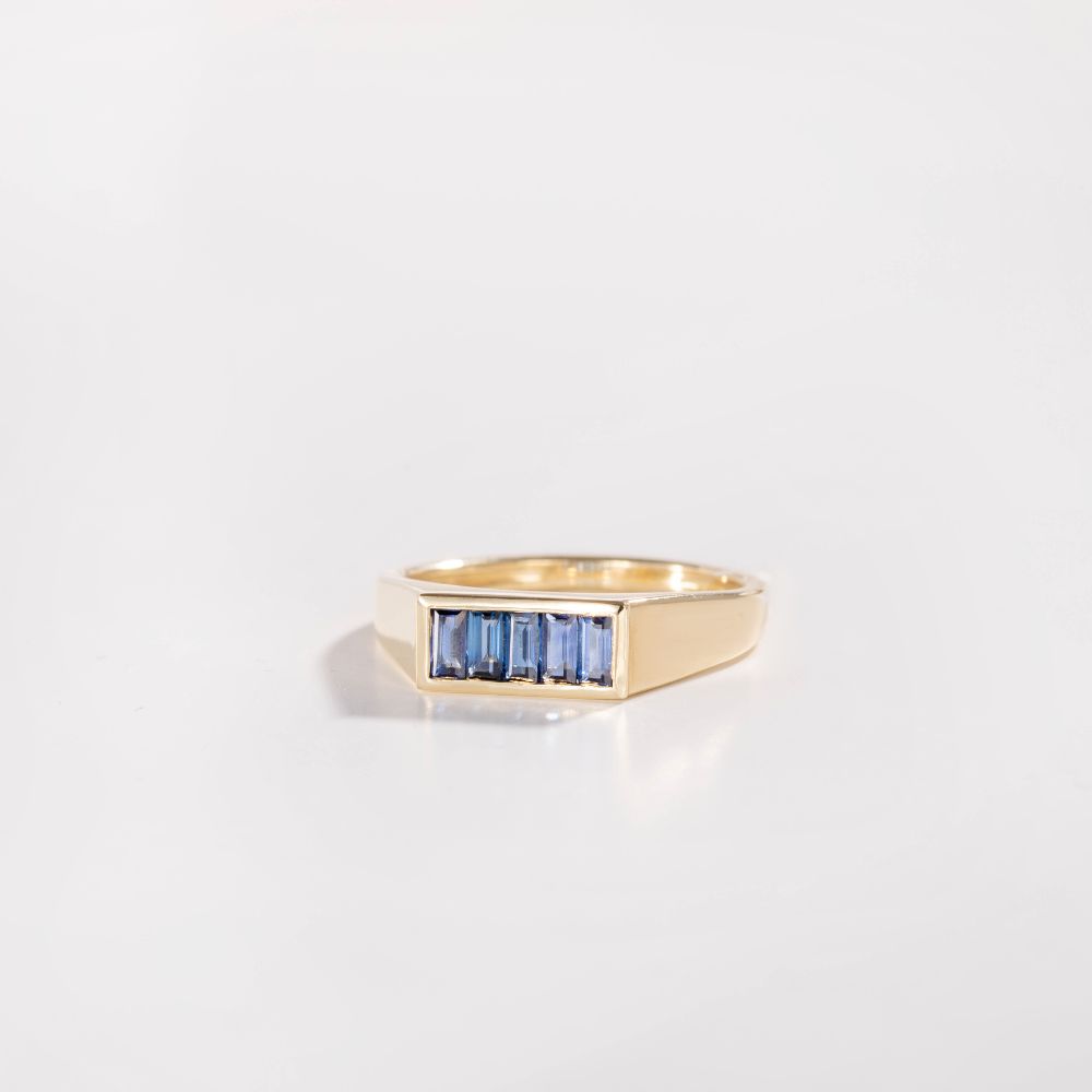 Blue Sapphire Ring 14K Gold Flat Top