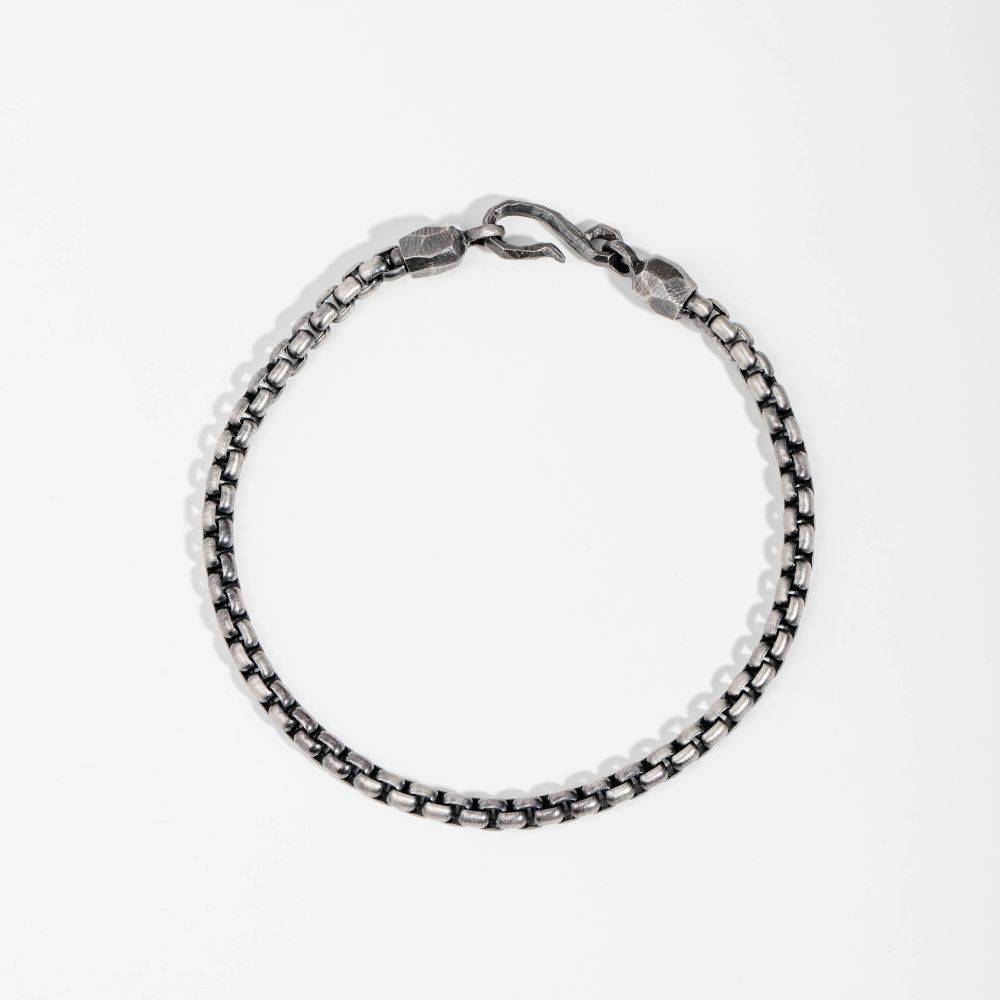 Round Box Bracelet Oxidized Silver with handmade ring closure, sterling silver 925, men's jewelry gift.
