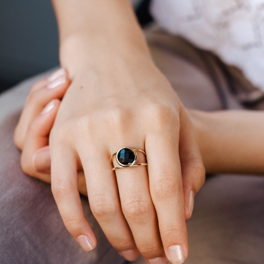 Black Onyx 14K Double Band Ring with 10mm Gemstone