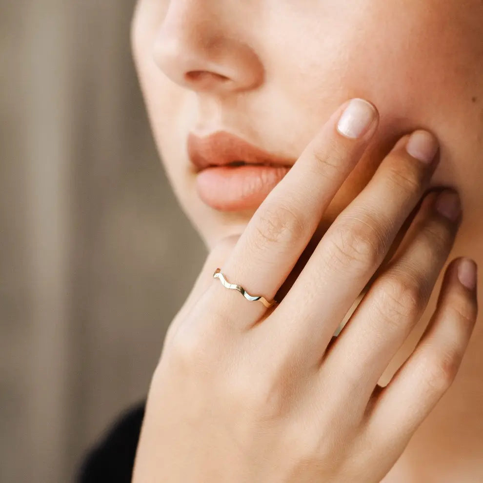 Wavy Stacking Ring Gold 14K