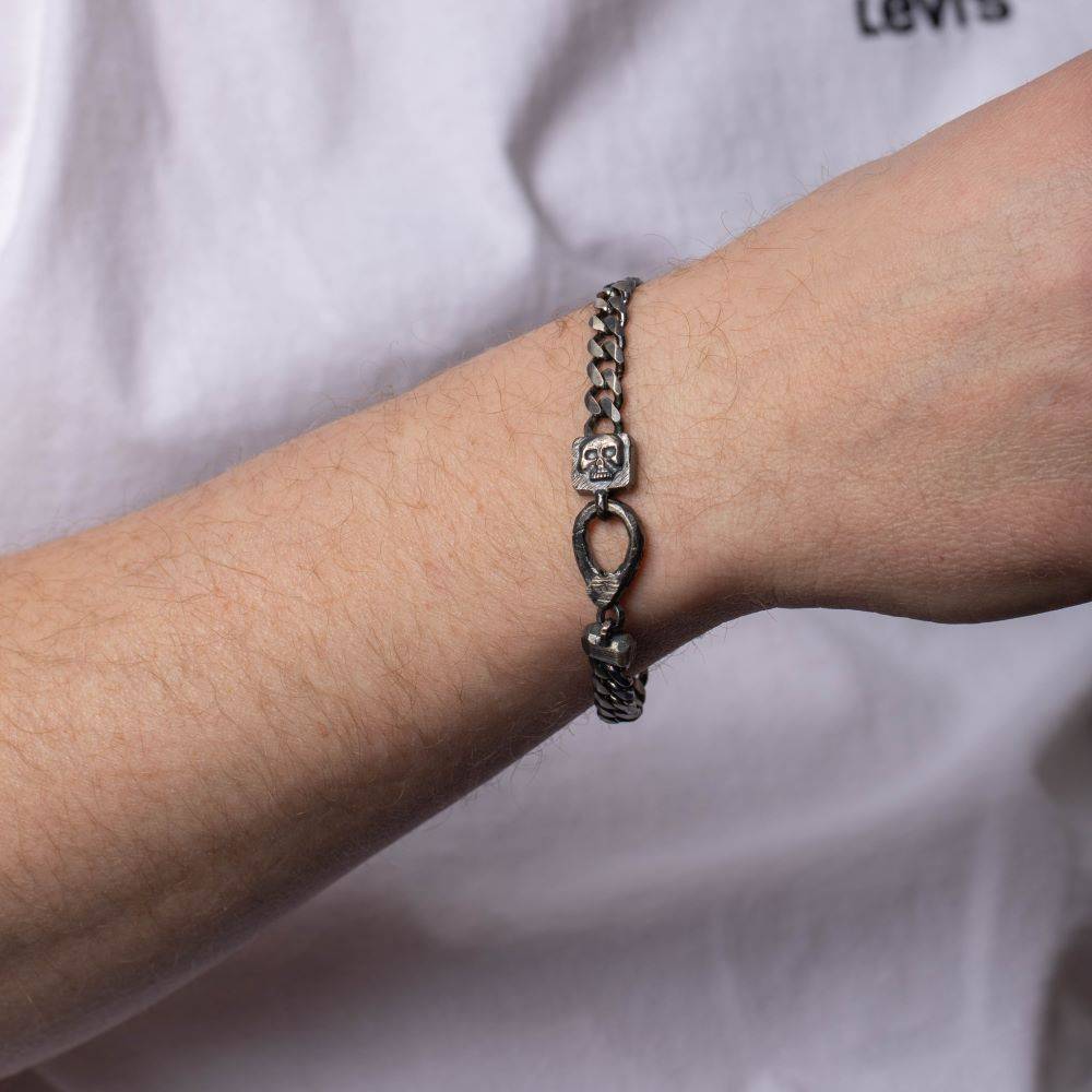 Skull Chain Bracelet Oxidized Silver