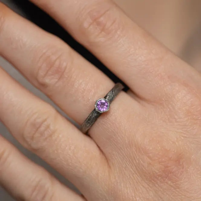 Purple Amethyst ring with oxidized silver 925 band, in brutalist style, on a woman's hand, ideal gift for her with certificate.