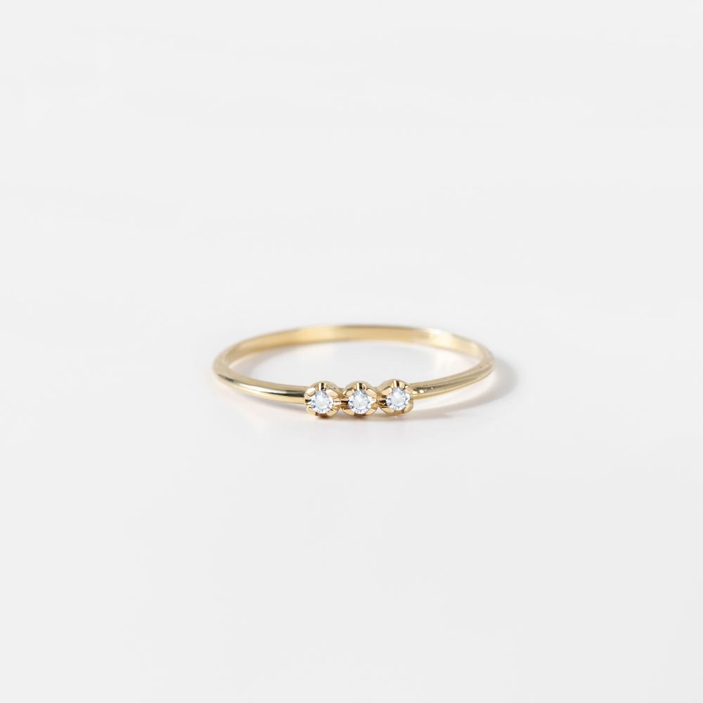 14K Gold 3 Diamonds Ring