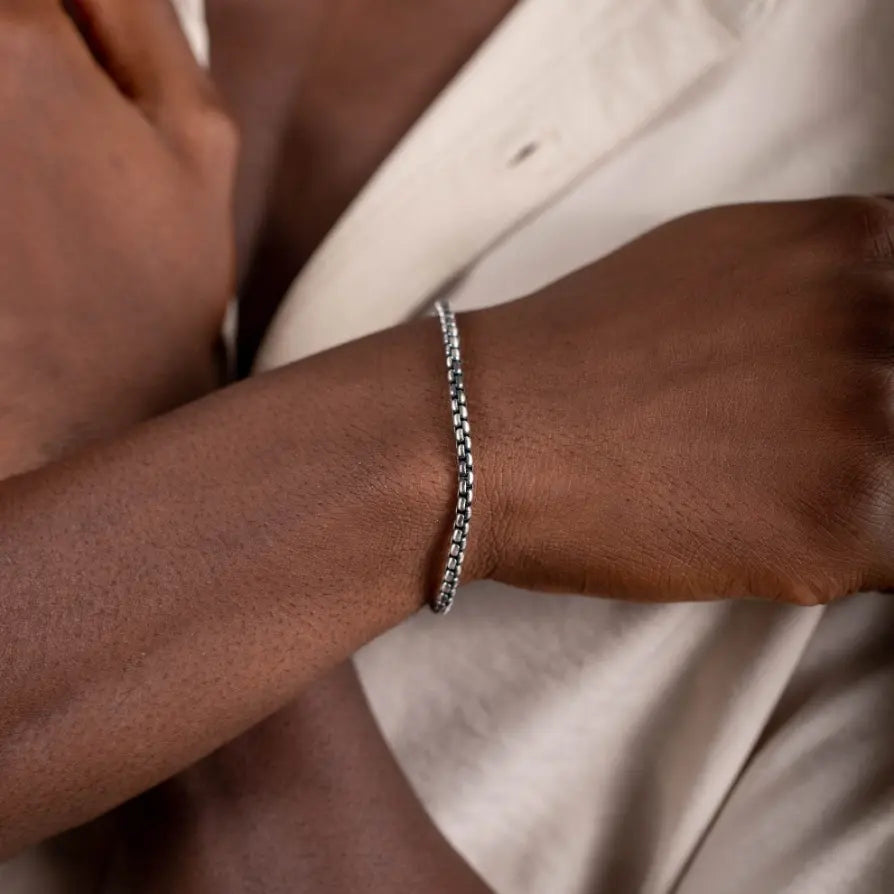 Round Box Bracelet Oxidized Silver