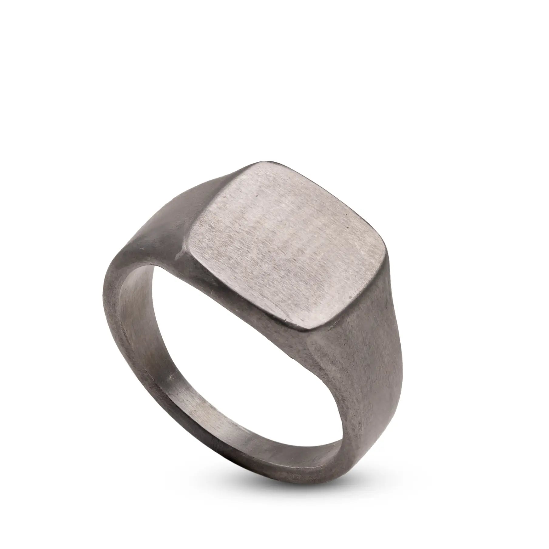 Personalized Square Ring in Oxidized Silver 925, men's statement ring, brutalist design, flat top, customizable initials, gift package