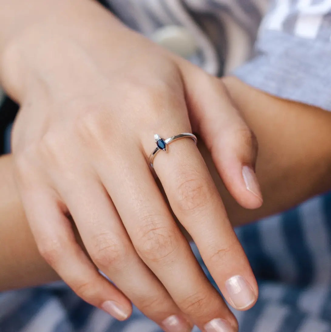 Blue Sapphire Diamond Engagement Ring