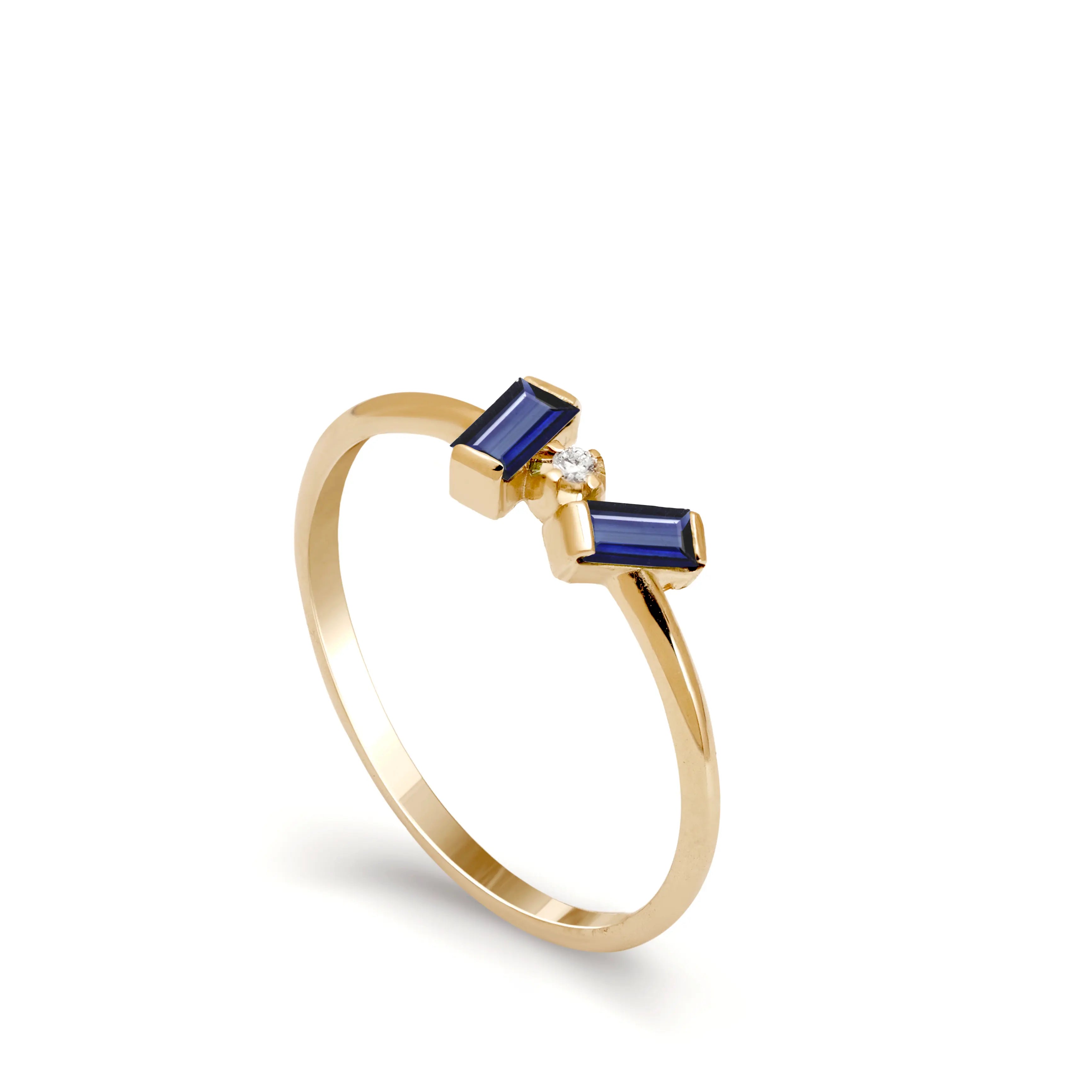 14K Gold Blue Sapphire Diamond Baguette Ring