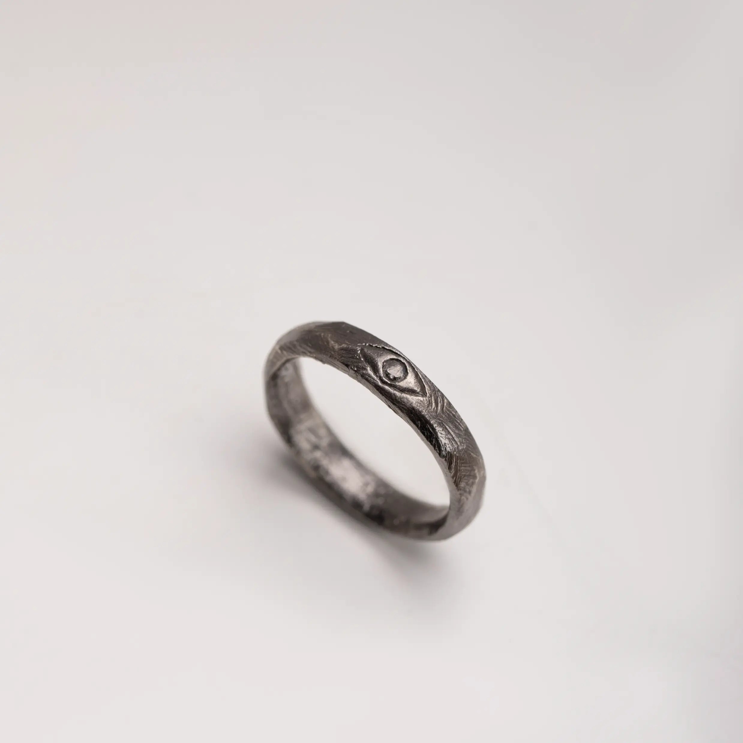 Eye Band Ring Oxidized Silver 925
