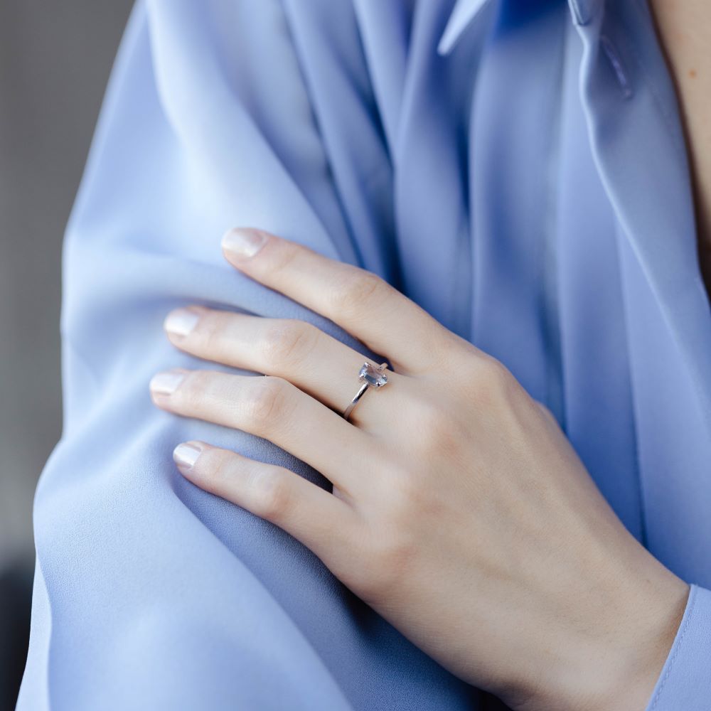Blue Sapphire Ring 14K White Gold