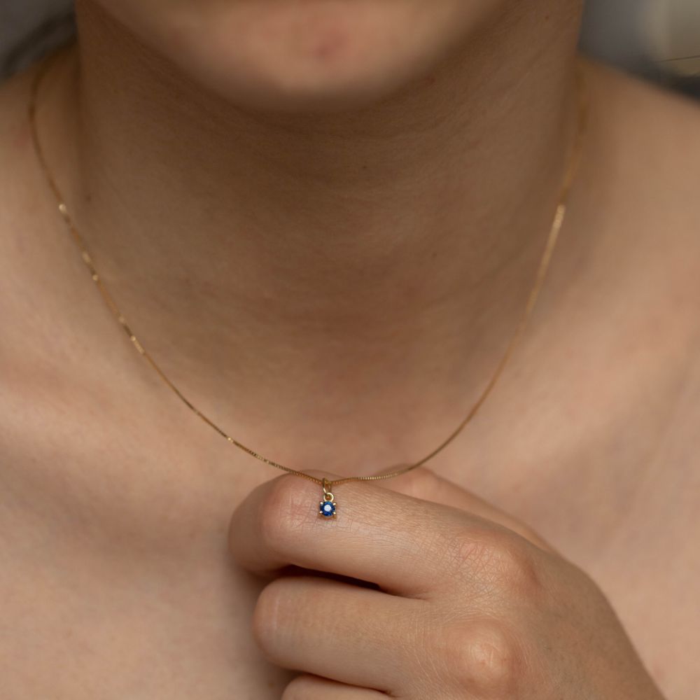 Solitaire Blue Sapphire Necklace 14K Gold