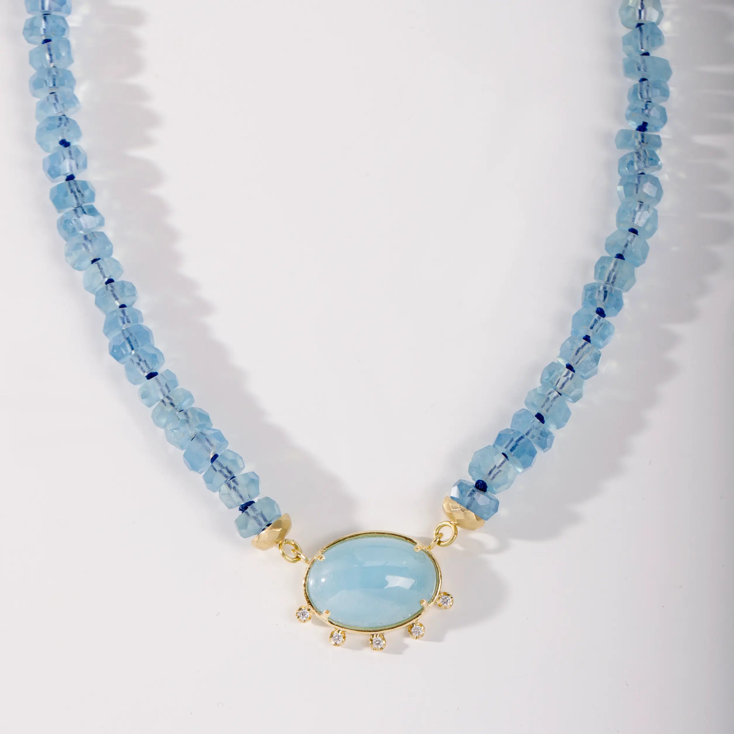 18K Gold Necklace Aquamarine and Diamonds