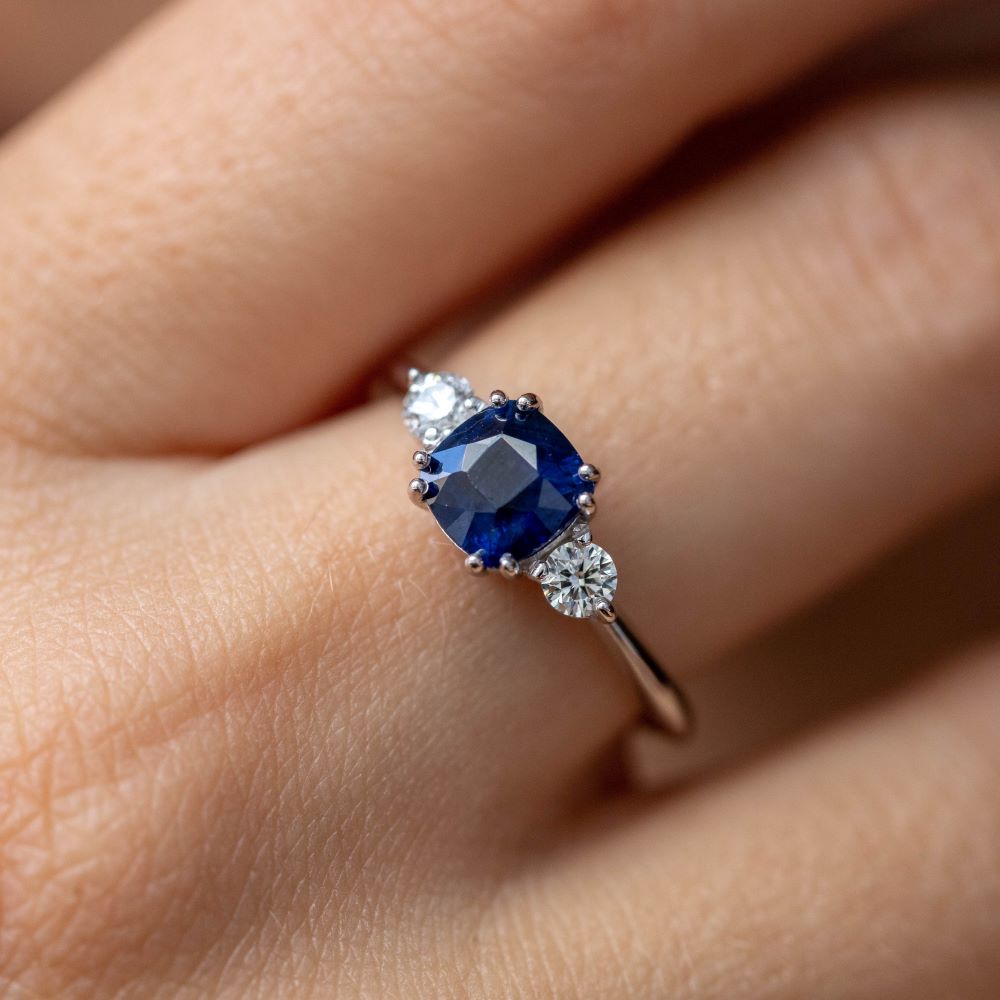Ceylon Blue Sapphire Engagement Ring Diamond 14K