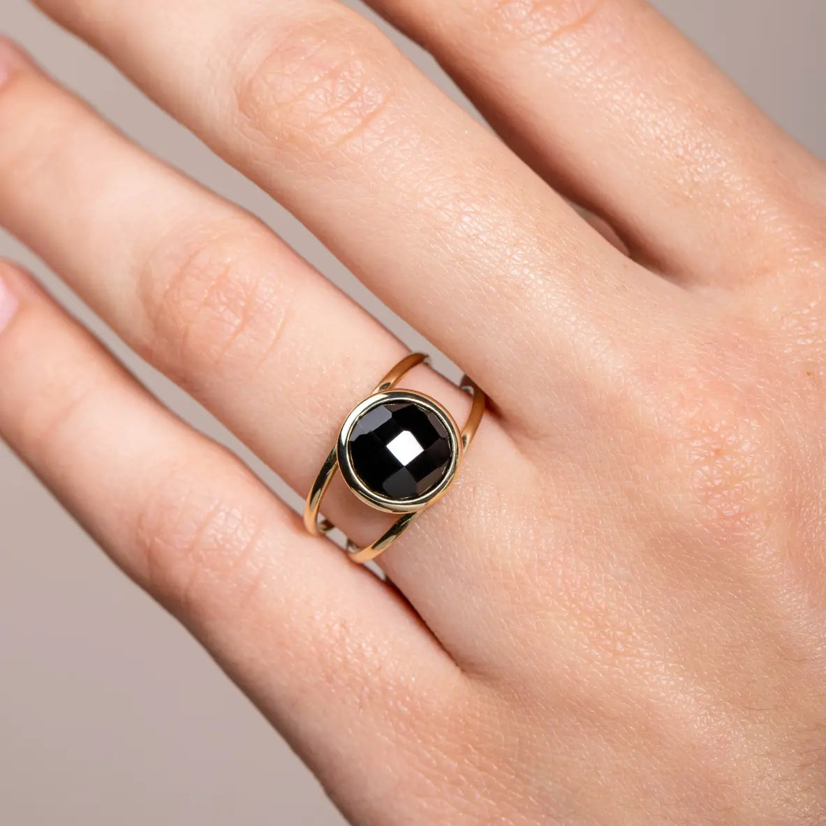 Black Onyx 14K Double Band Ring with 10mm Gemstone