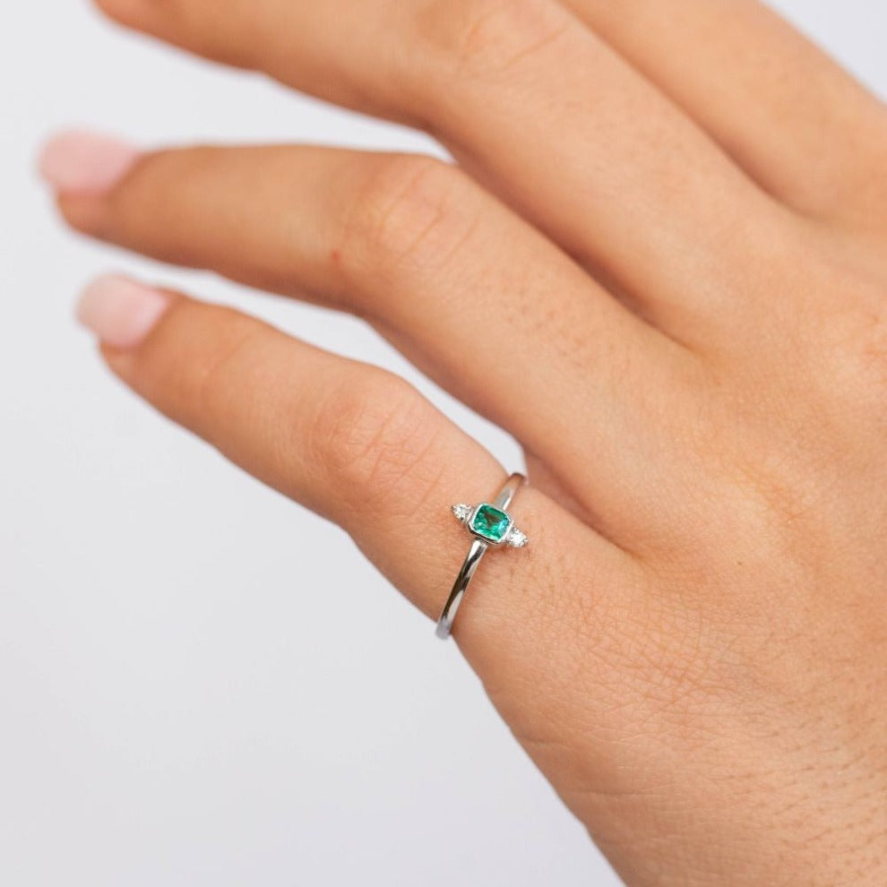 14K White Gold Emerald Engagement Ring
