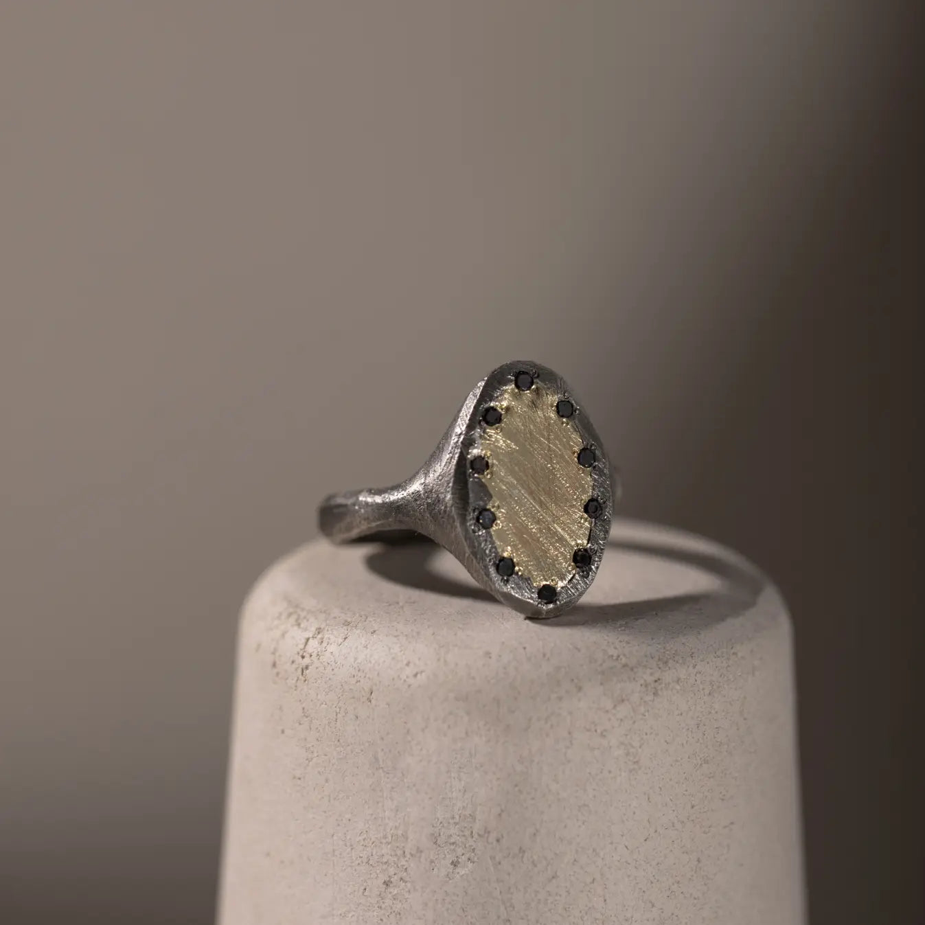 Oval Ring 14K Gold Oxidized Silver 925 Black Diamonds
