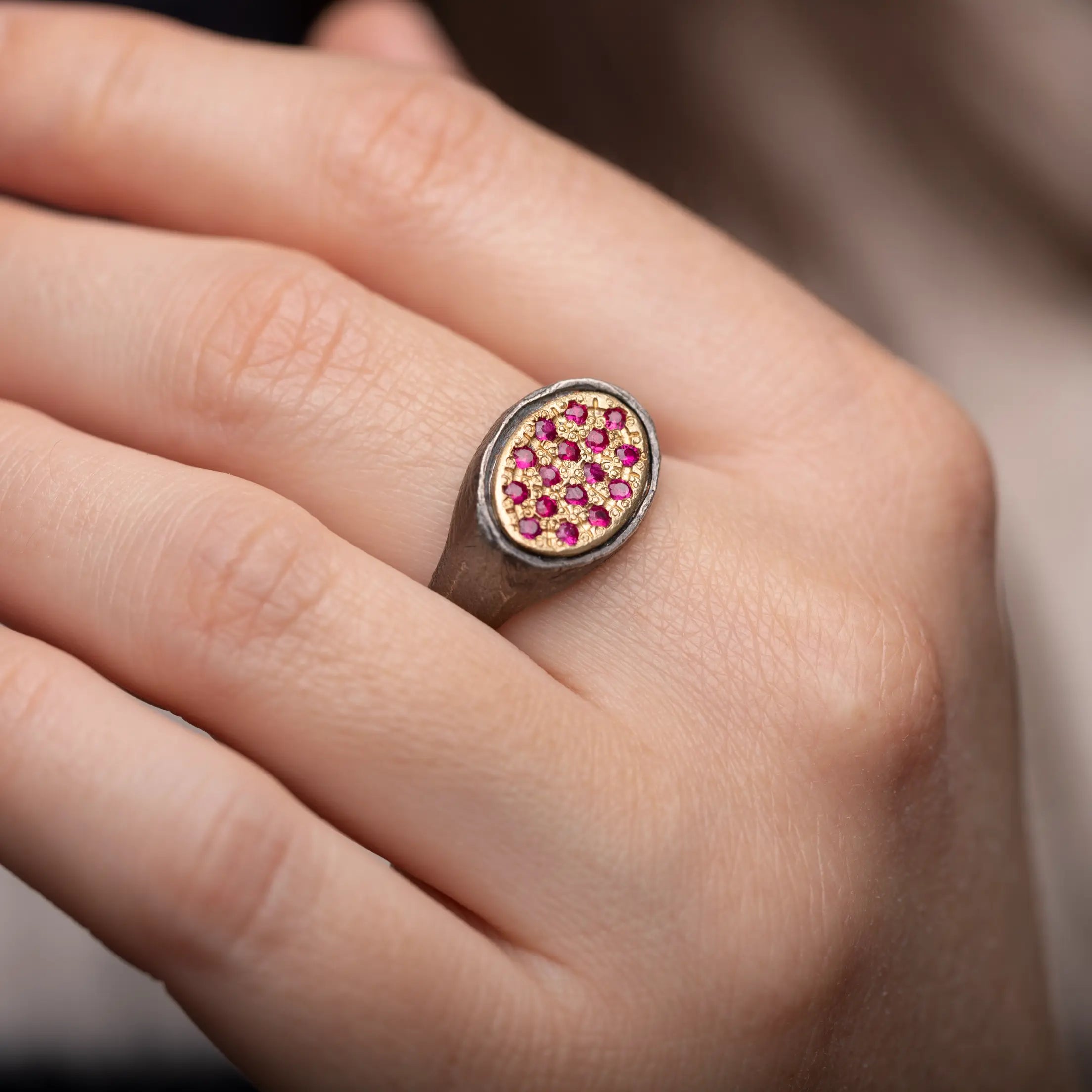 Δαχτυλίδι Σεβαλιέ Οβάλ Ασήμι και Χρυσός Κ14 με Ρουμπίνια