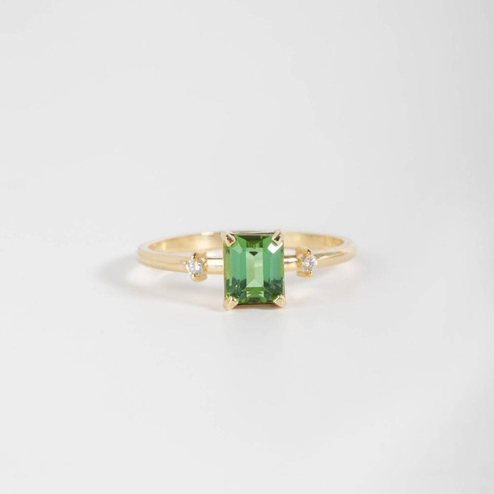 Green Tourmaline and Diamond Ring 14K Gold