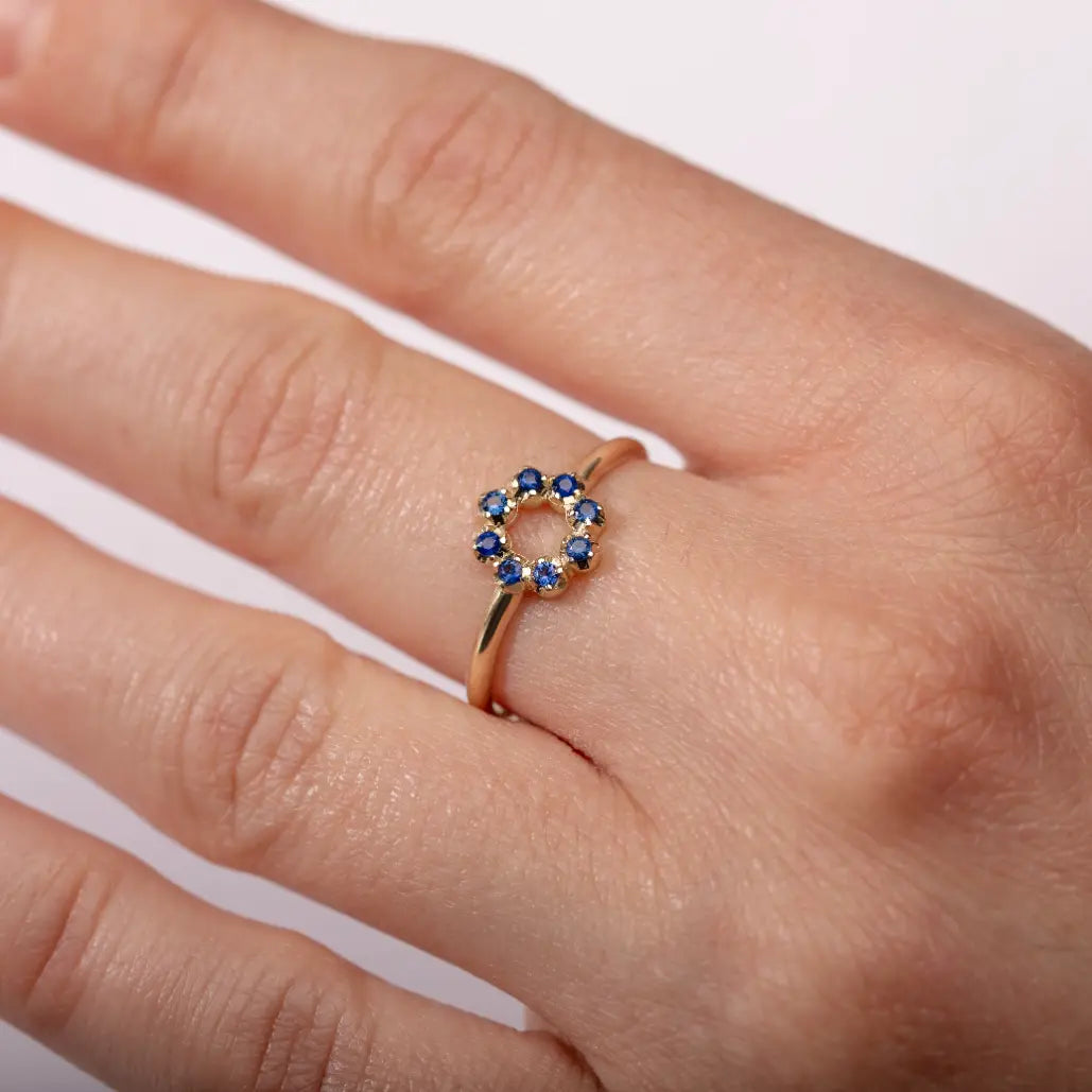 14K Gold Flower Blue Sapphire Ring