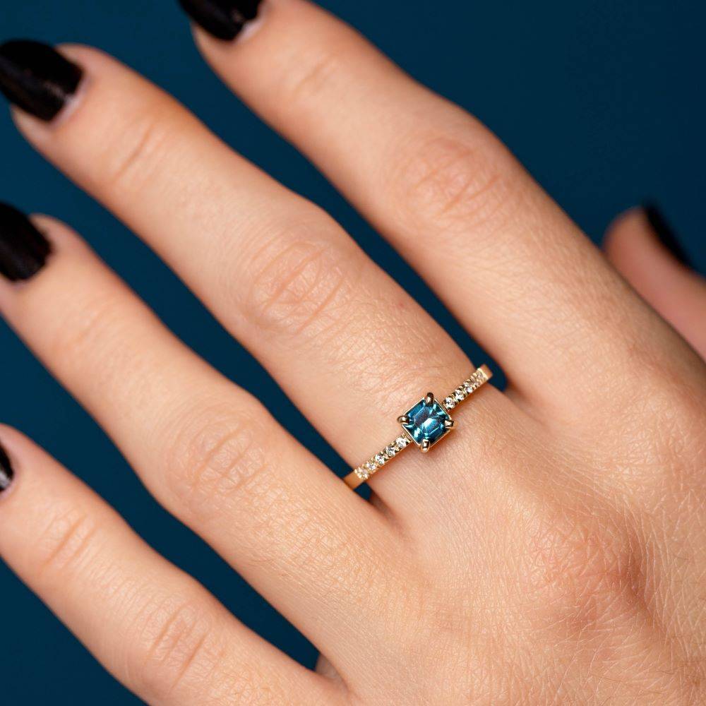 Blue Tourmaline Diamond Ring 14K Gold