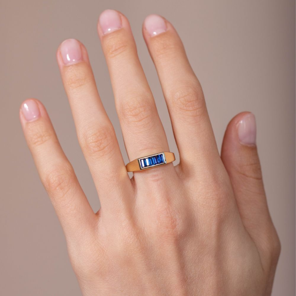 Blue Sapphire Ring 14K Gold Flat Top