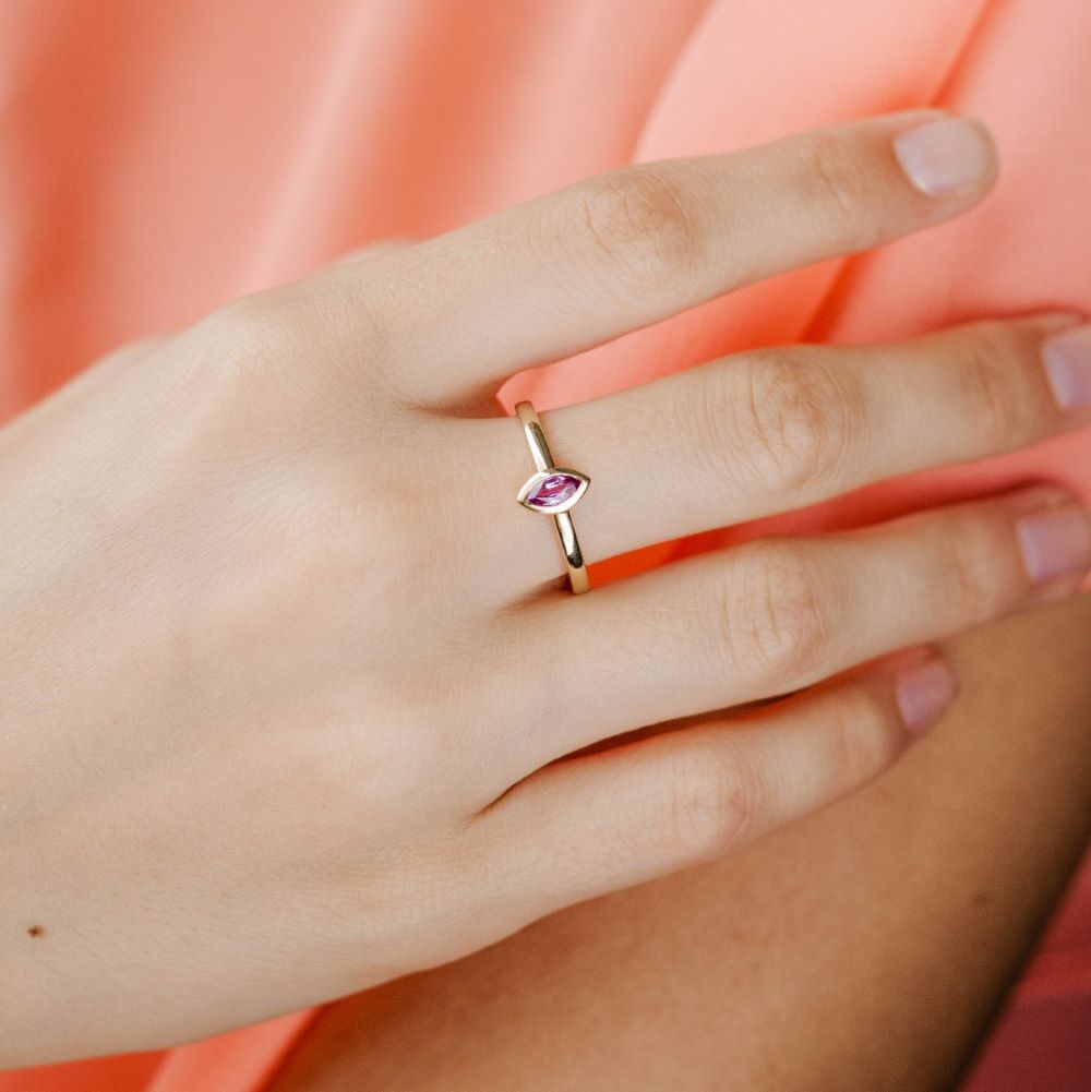Purple Sapphire Engagement Ring 14K